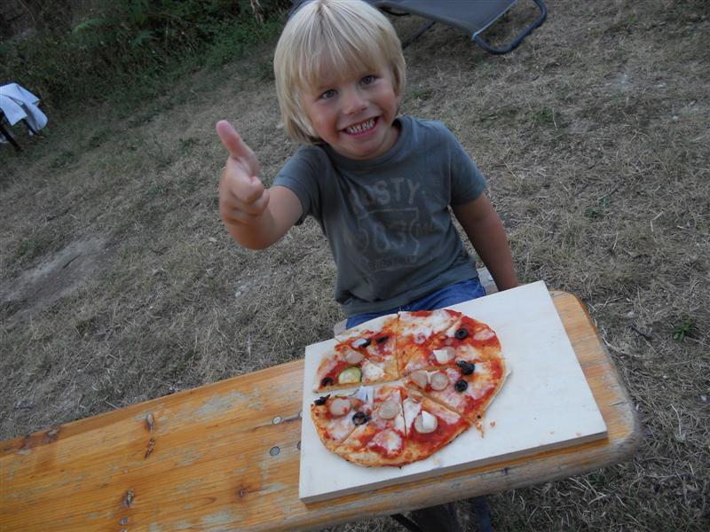 pizzaiola Ingmar vind zijn eigen pizza zo